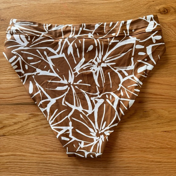 NWT Madewell High-Rise Crossover Bikini Bottom in Abstract Flora Sepia Size M - Picture 7 of 10